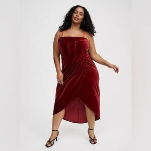 Midi Velvet Bustier Tulip Dress